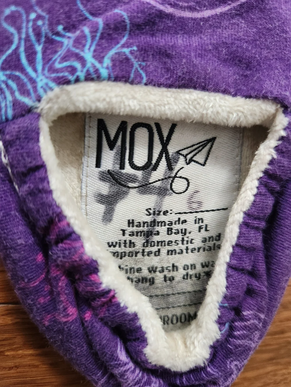 MOX Purple Jellyfish Cozy Slip-On Slipper Socks Textured Nonslip Bottoms, Size 6